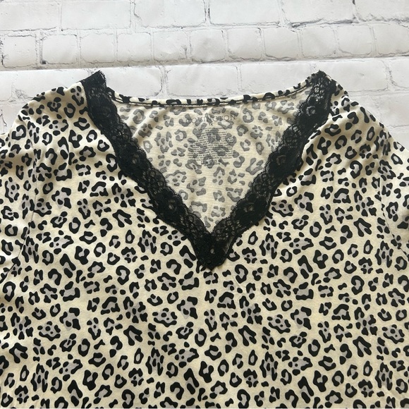 Covington V-neck Short Sleeve Nightgown Animal Print 1XL - Picture 4 of 4
